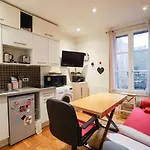 Nice Apartment With Terrace In Paris